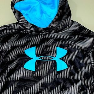 Under Armor youth large hooded sweatshirt